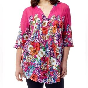 LA Cera Colorful Floral Tunic in raspberry size 1X